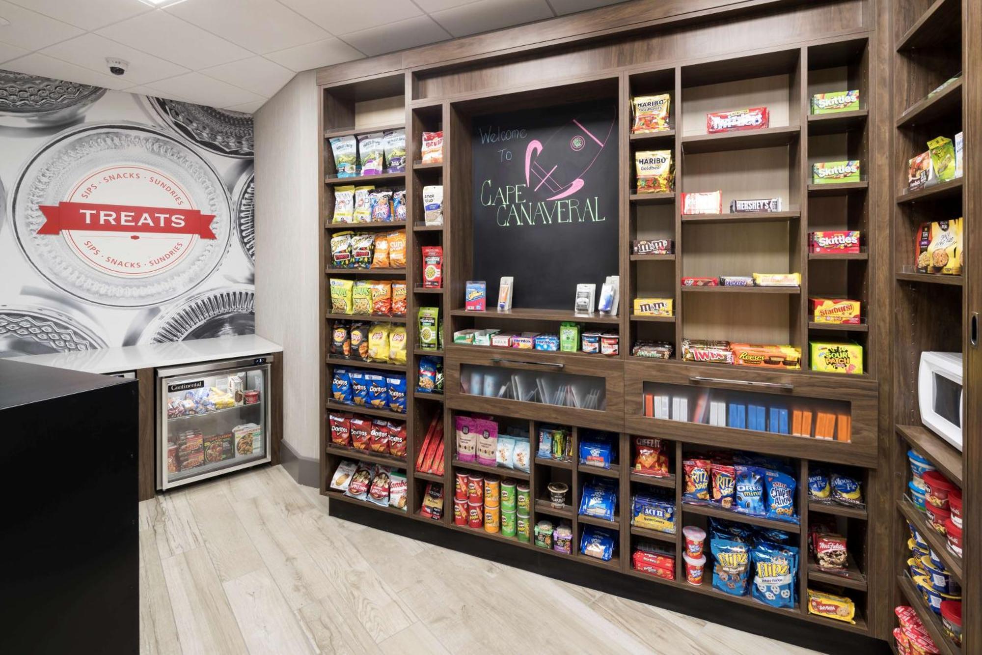 卡纳维拉尔角邮轮港口希尔顿惠庭套房酒店 外观 照片